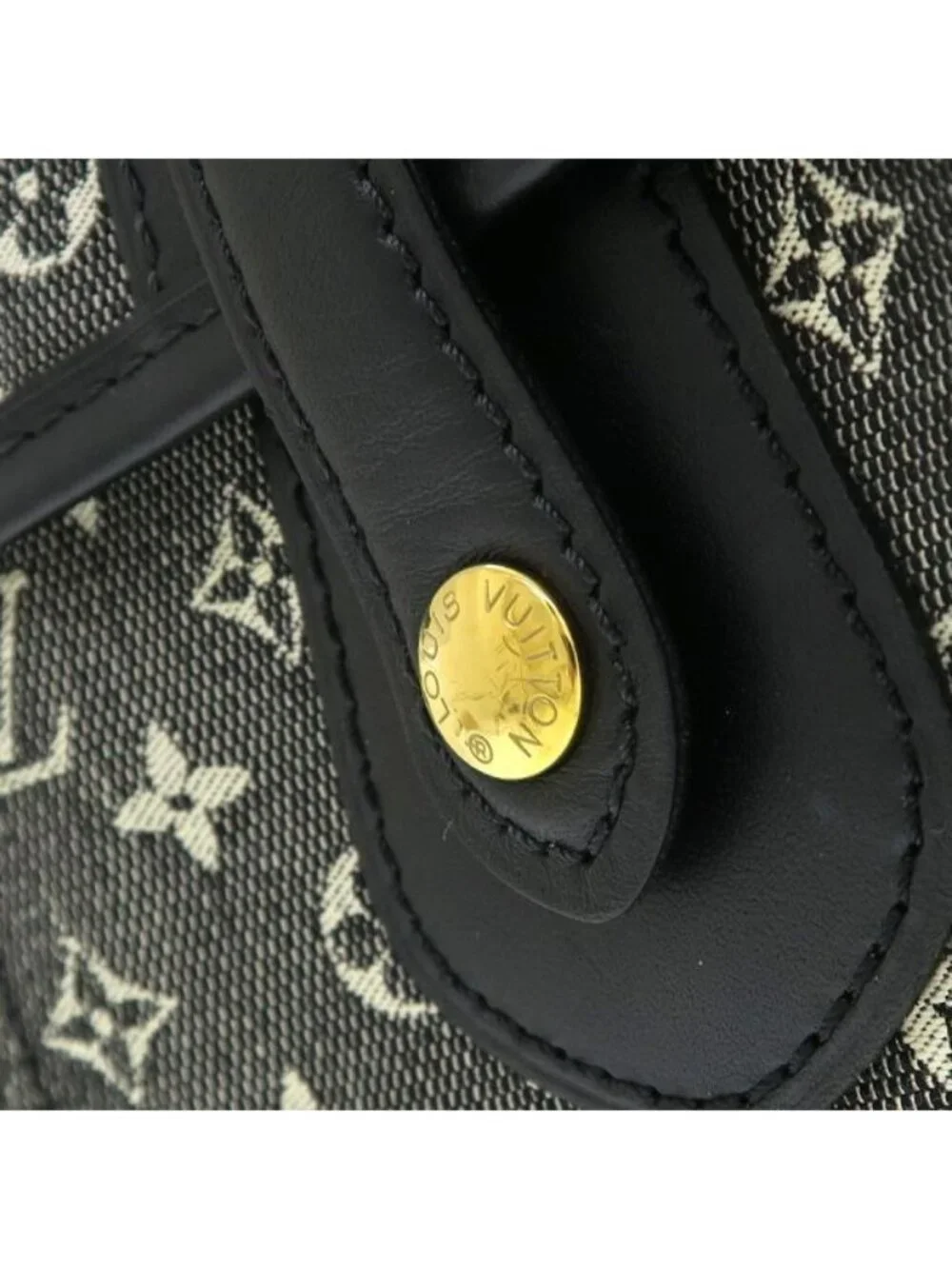 Louis Vuitton Monogram Mini Besace Marie Kate a Shoulder Bag